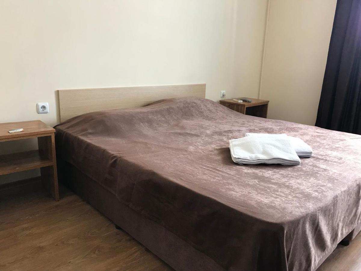 Family Hotel Akra Chernomorets Esterno foto