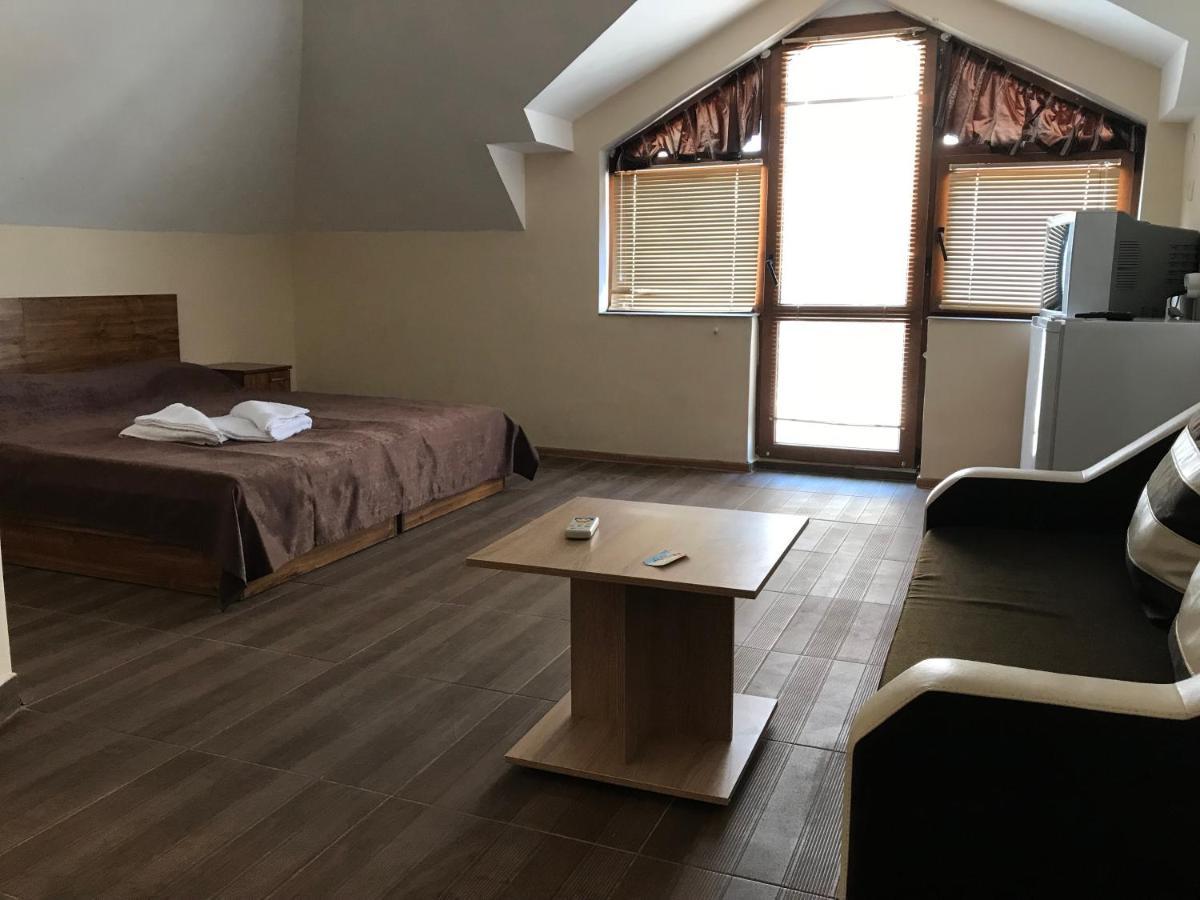 Family Hotel Akra Chernomorets Esterno foto